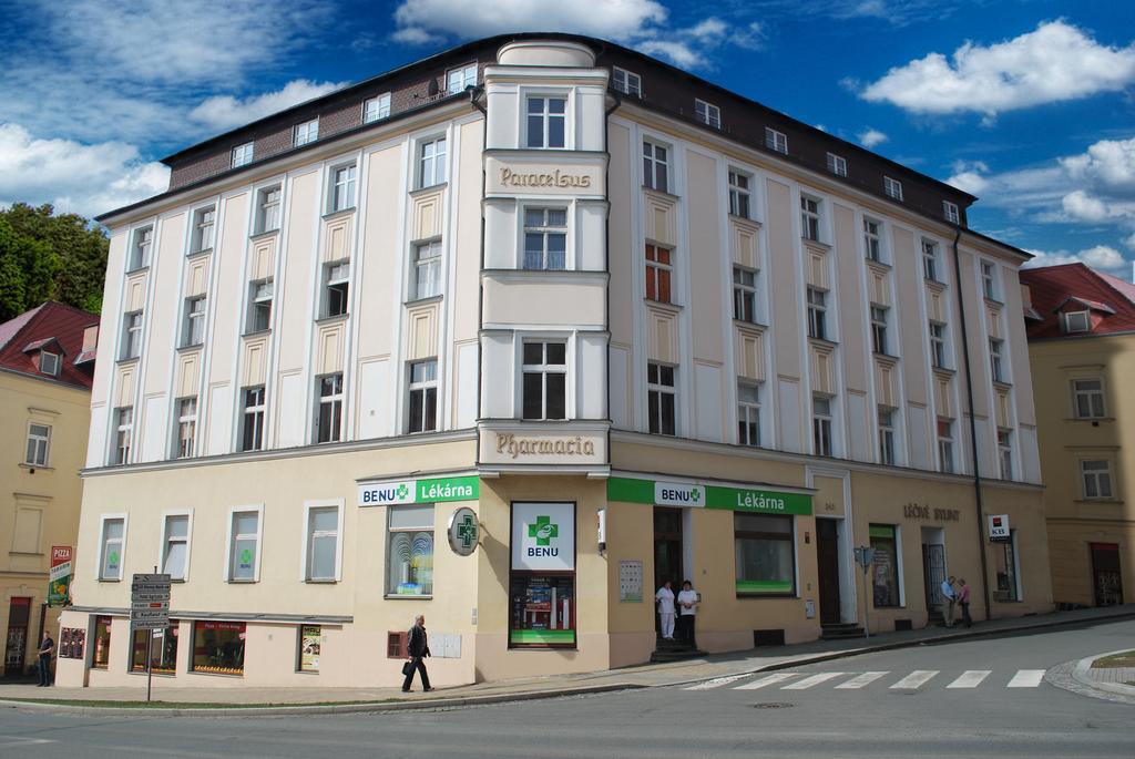 Hostel Foster Mariánské Lázně Exteriör bild