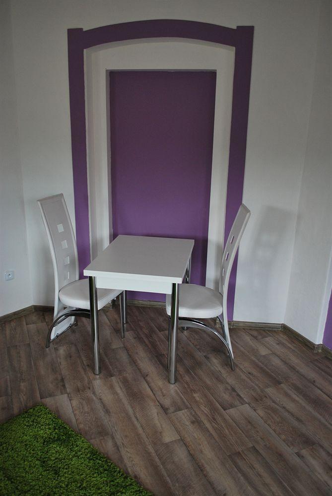 Hostel Foster Mariánské Lázně Exteriör bild