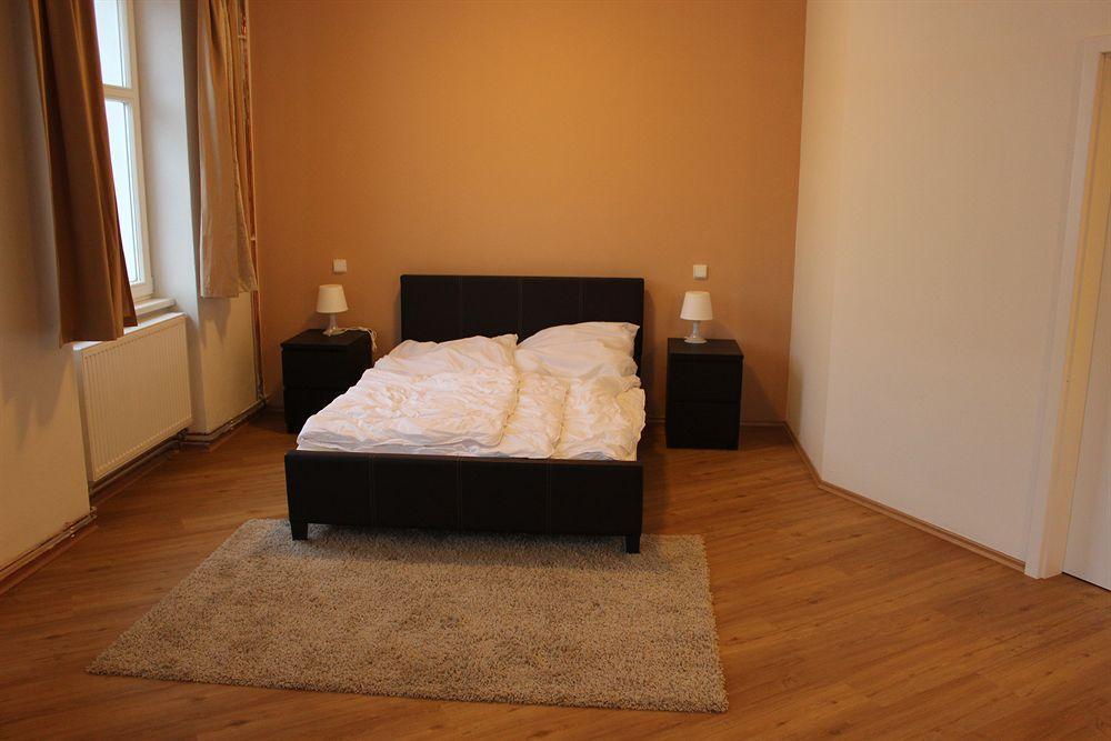 Hostel Foster Mariánské Lázně Exteriör bild