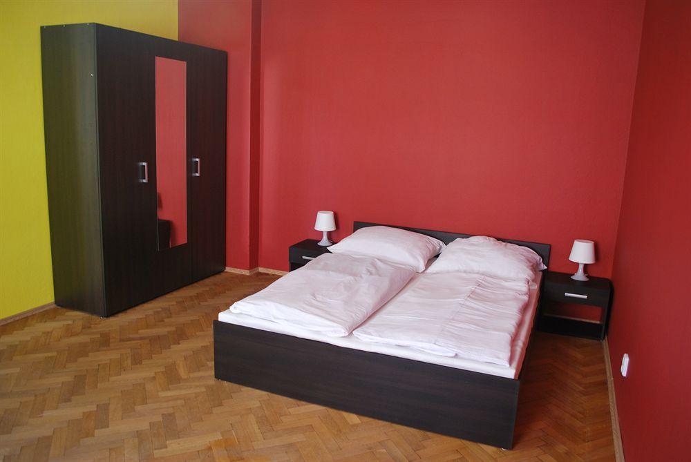 Hostel Foster Mariánské Lázně Exteriör bild