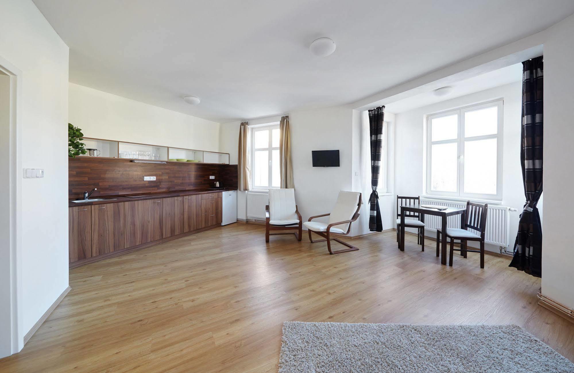 Hostel Foster Mariánské Lázně Exteriör bild