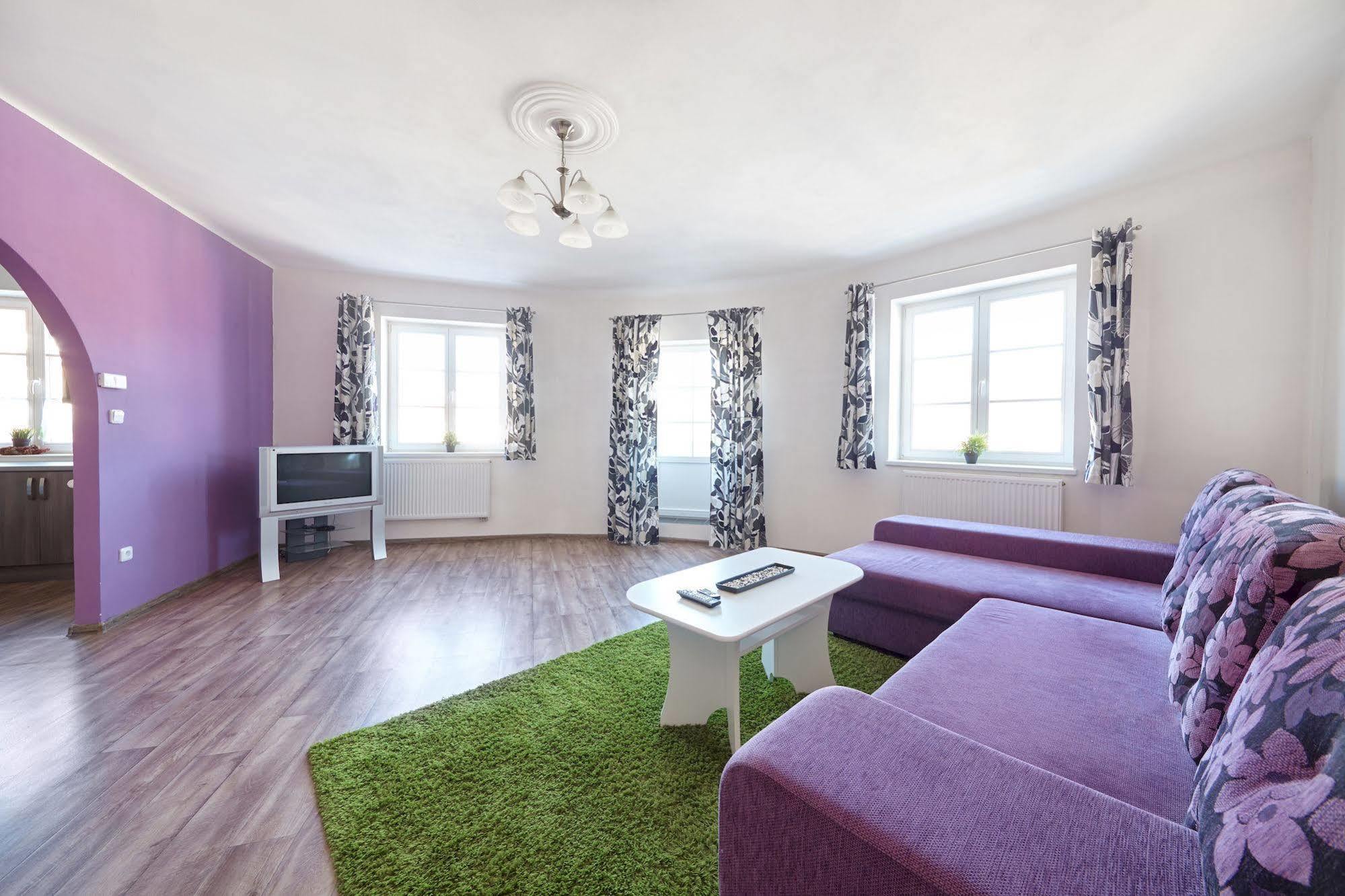 Hostel Foster Mariánské Lázně Exteriör bild